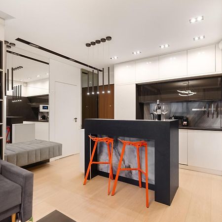 ורשה Golden Apartments -City Center - Mennica Residence מראה חיצוני תמונה