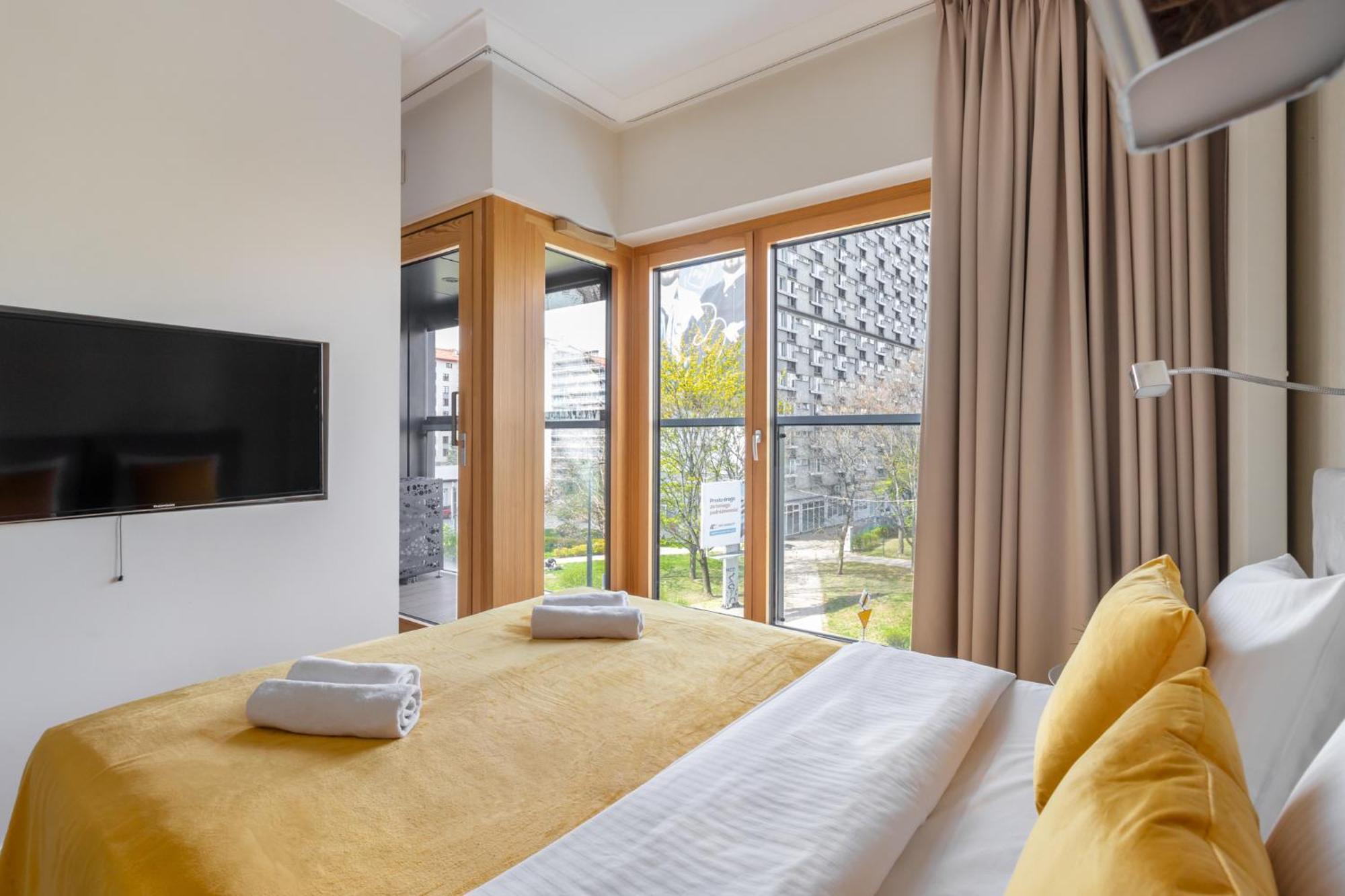 ורשה Golden Apartments -City Center - Mennica Residence מראה חיצוני תמונה